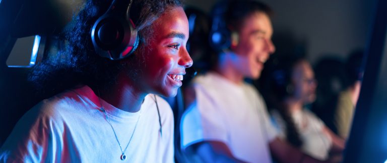 The evolution of online gaming and its rise