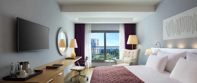 10 Tips For Your Holiday Trip