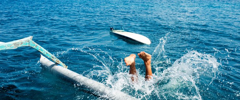 How to Learn Basic Windsurfing