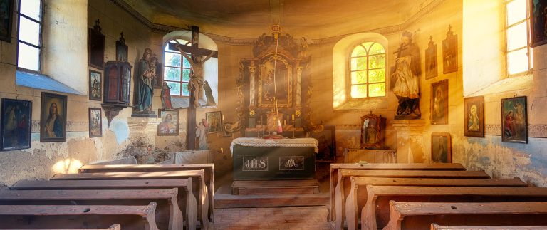 How to organize your own painting exhibition